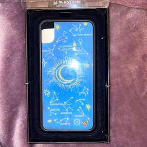 Hannah Meloche x Wildflower Constellation case for iphone XR